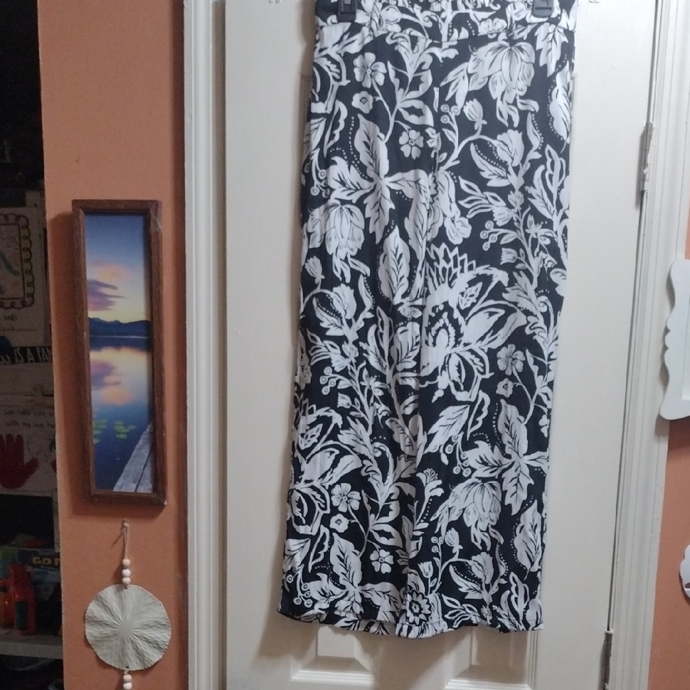 Rachel Zoe Black and White Floral Wide Leg Pant